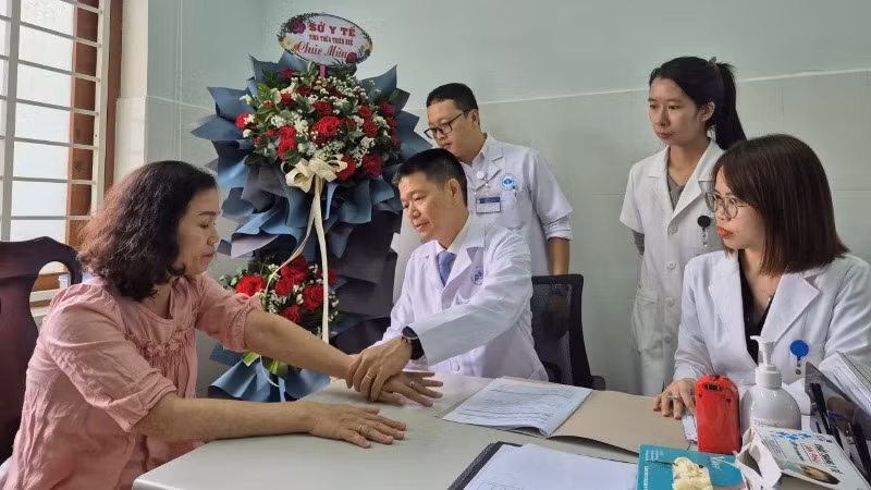 Phòng khám chuyên đề về bệnh vảy nến tại Bệnh viện Da liễu Thừa Thiên Huế chính thức đi vào hoạt động.