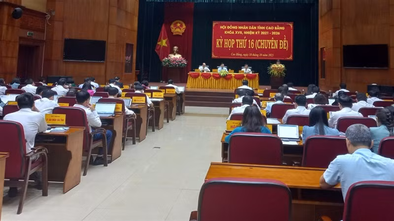Quang cảnh kỳ họp. Quang cảnh kỳ họp.