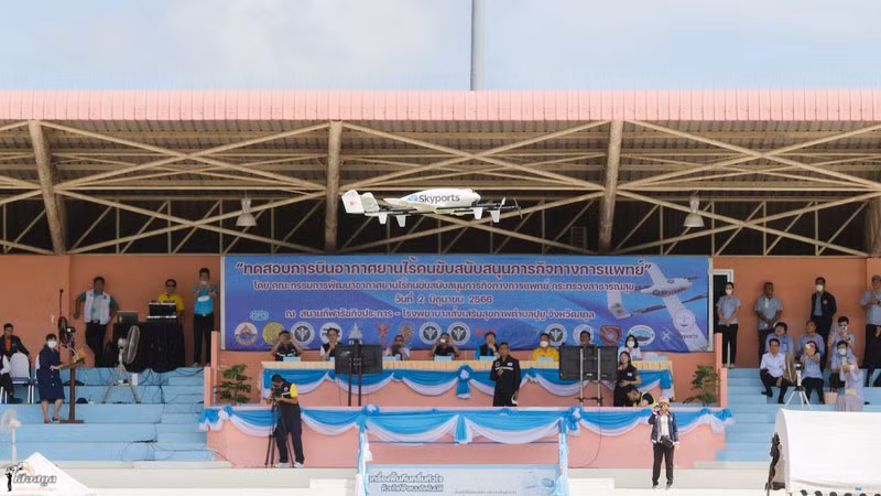 Chiếc máy bay được sử dụng trong cuộc thử nghiệm của Bộ Y tế Thái Lan. (Ảnh: Bộ Y tế Thái Lan)
