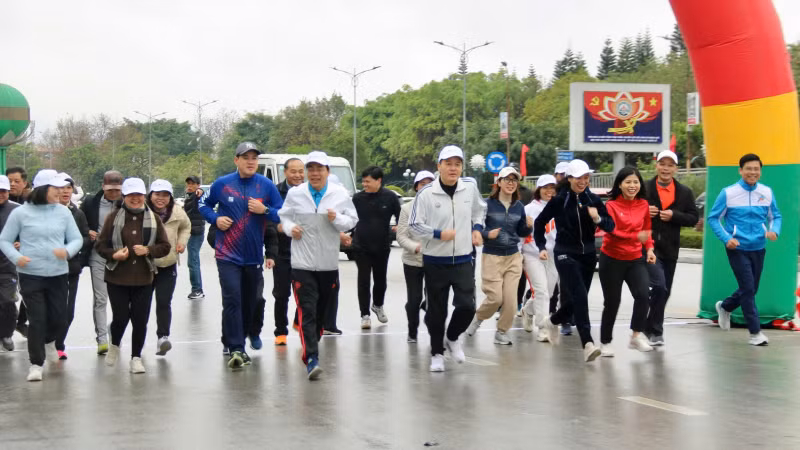 Ngày chạy Olympic vì sức khỏe toàn dân 2025.