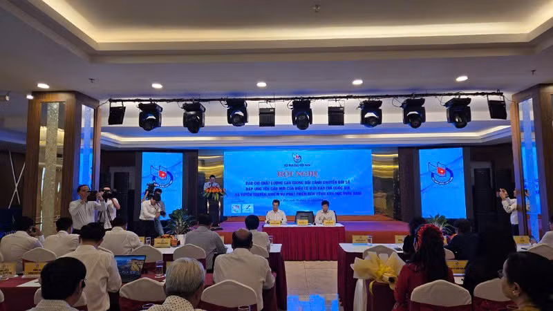 Quang cảnh hội nghị “Báo chí chất lượng cao trong bối cảnh chuyển đổi số đáp ứng yêu cầu mới của Điều lệ Giải báo chí quốc gia và tuyên truyền nhiệm vụ phát triển bền vững khu vực phía nam”.
