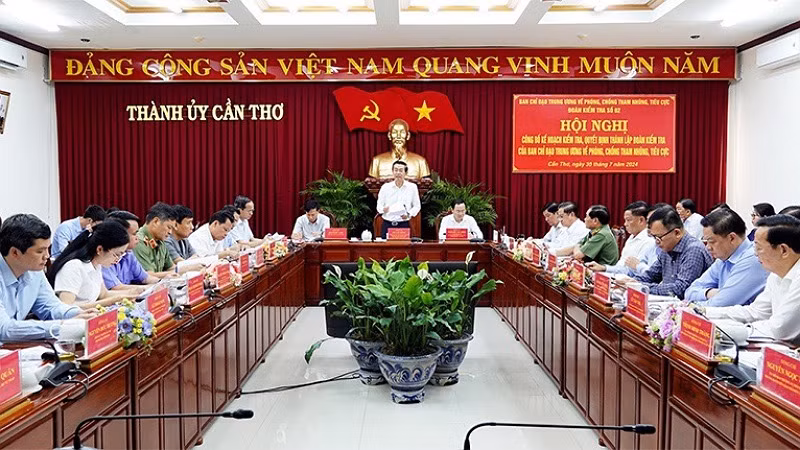 Quang cảnh buổi làm việc.