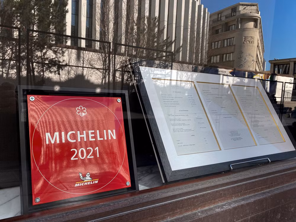 Michelin Guide là hệ thống đánh giá ẩm thực uy tín trên thế giới