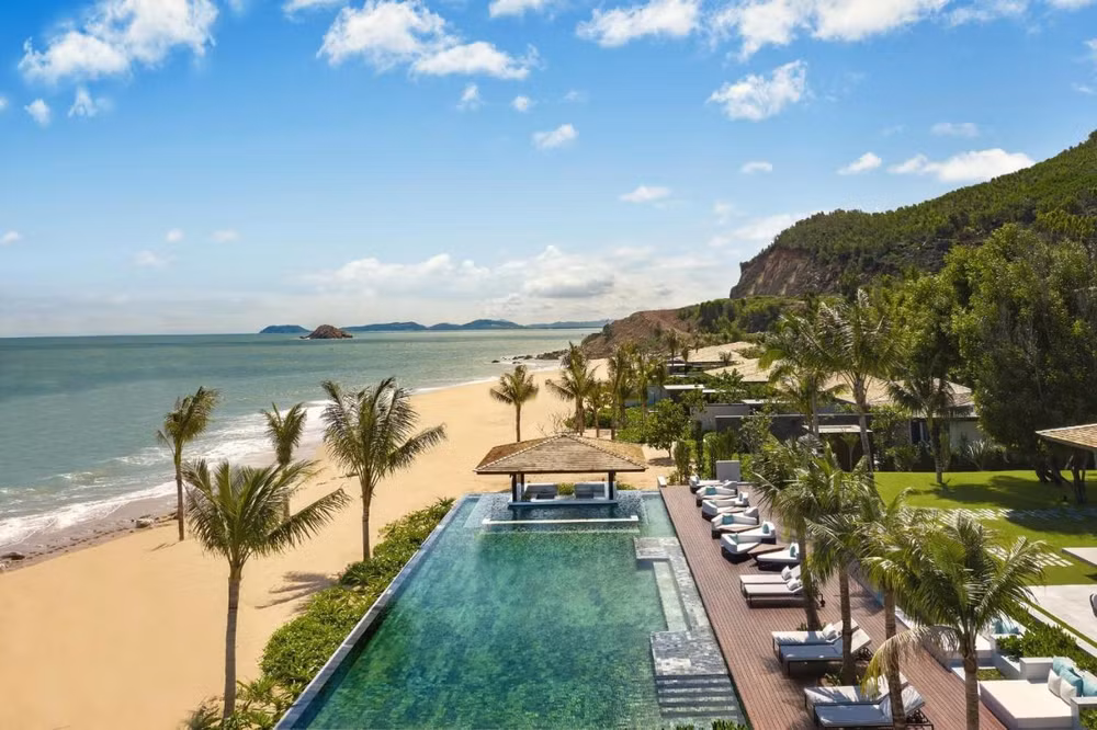 Quy Nhơn đang trở thành một điểm đến thú vị cho những chuyến du lịch sinh thái. (Ảnh: Booking.com) Quy Nhơn đang trở thành một điểm đến thú vị cho những chuyến du lịch sinh thái. (Ảnh: Booking.com)