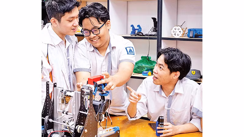 Đội GreenAms Robotics 24751 là một trong hai đội đại diện Việt Nam sẽ tham gia giải vô địch thế giới tại Hoa Kỳ vào tháng 4/2025.