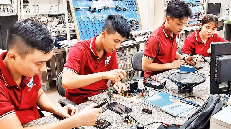 Sinh viên Trường cao đẳng Kỹ nghệ II, Thành phố Hồ Chí Minh (Ảnh minh họa: Khánh Trình).