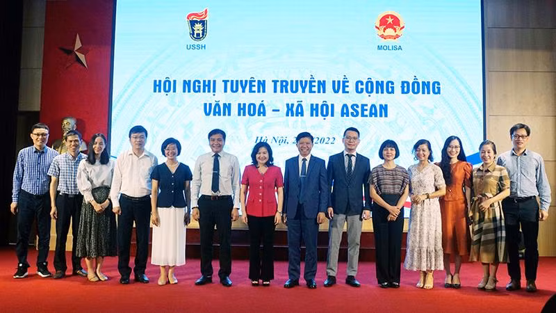 Các đại biểu dự hội nghị (Ảnh: Molisa).