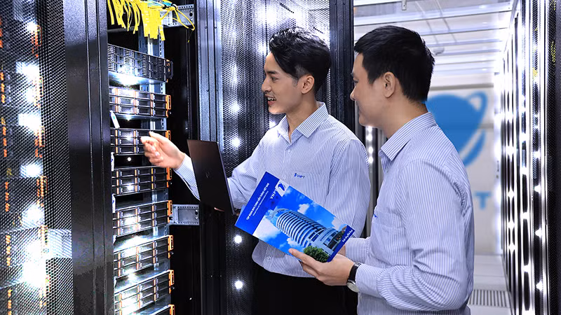 Người lao động của Tập đoàn Bưu chính - Viễn thông Việt Nam. (Ảnh: nhandan.vn)