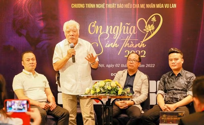Nghệ sỹ ưu tú Lê Chức chia sẻ tại sự kiện.