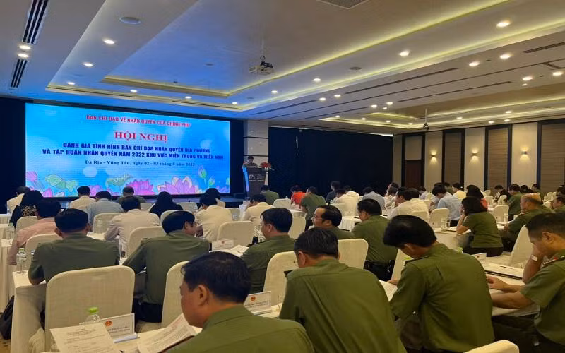 Quang cảnh hội nghị.