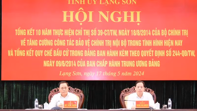 Lãnh đạo Ban thường vụ Tỉnh ủy Lạng Sơn chủ trì Hội nghị tổng kết 10 năm thực hiện Chỉ thị số 29 của Bộ Chính trị.