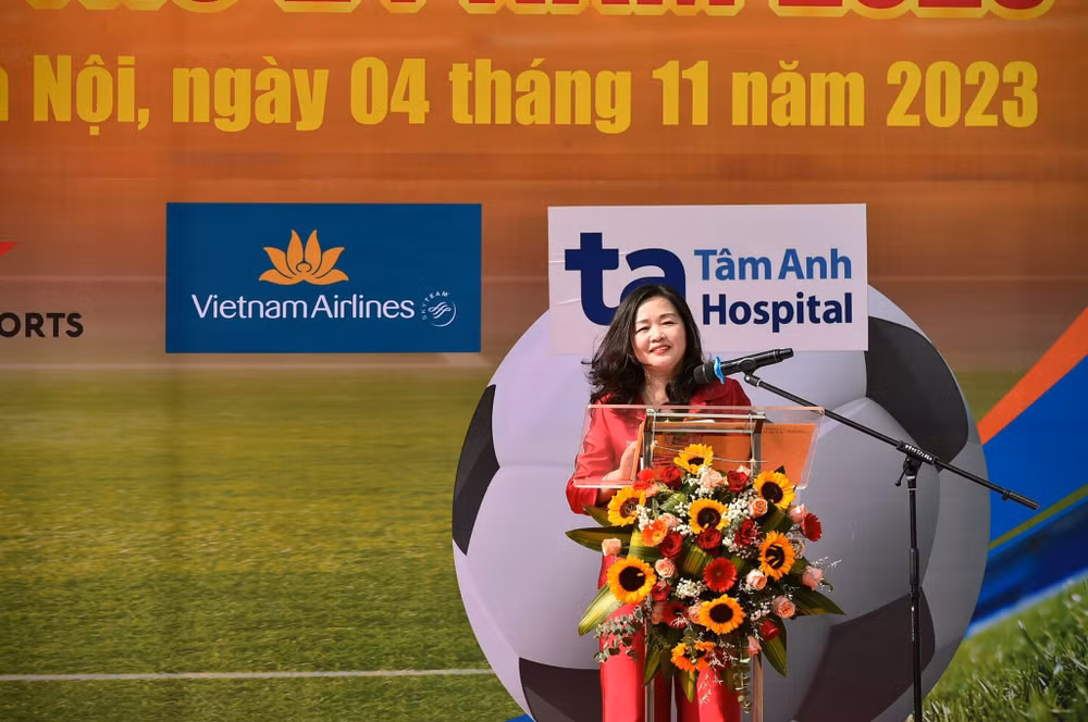 Tổng Biên tập báo Đại biểu Nhân dân Phạm Thị Thanh Huyền - Trưởng Ban tổ chức giải phát biểu tại Lễ khai mạc. Tổng Biên tập báo Đại biểu Nhân dân Phạm Thị Thanh Huyền - Trưởng Ban tổ chức giải phát biểu tại Lễ khai mạc.