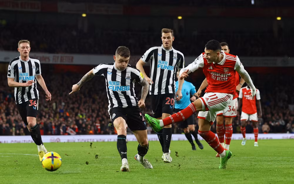 Cuộc đọ sức giữa Newcastle và Arsenal sẽ vô cùng hấp dẫn, đặc biệt ở hai hành lang cánh.