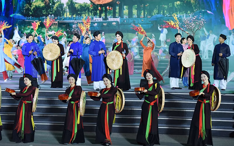 Lễ khai mạc Festival "Về miền quan họ-2023". (Ảnh TTXVN)