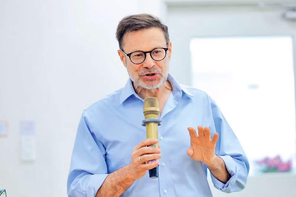 Theo Đại sứ Andrew Goledzinowski, TH là doanh nghiệp đi đầu trong quan hệ hợp tác kinh tế Việt Nam-Australia. Theo Đại sứ Andrew Goledzinowski, TH là doanh nghiệp đi đầu trong quan hệ hợp tác kinh tế Việt Nam-Australia.