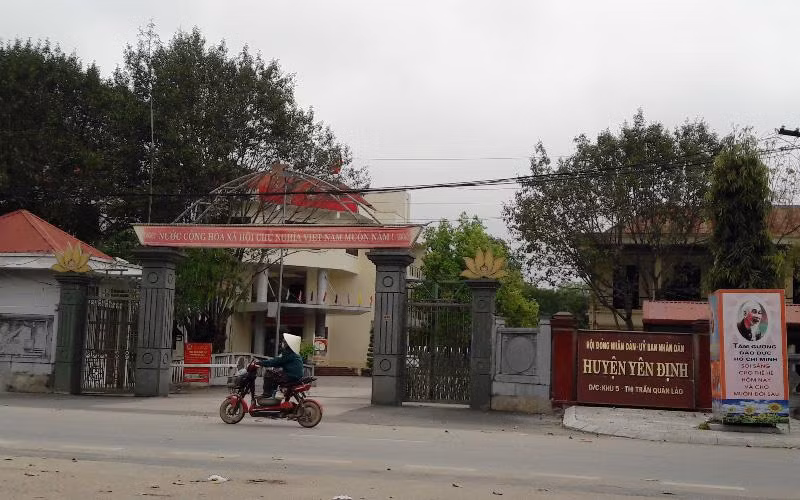 Trụ sở Hội đồng nhân dân-Ủy ban nhân dân huyện Yên Định, tỉnh Thanh Hóa.