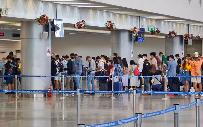 Ngành hàng không Việt Nam phục hồi ấn tượng nhờ lượng hành khách nội địa tăng trưởng mạnh trong thời gian vừa qua.