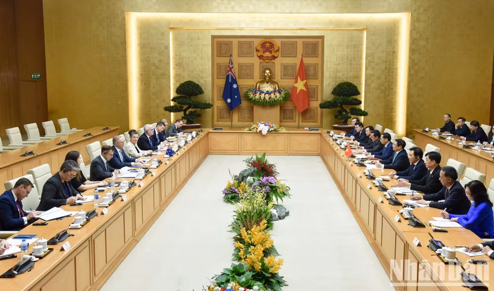 Quang cảnh buổi hội đàm. Quang cảnh buổi hội đàm.