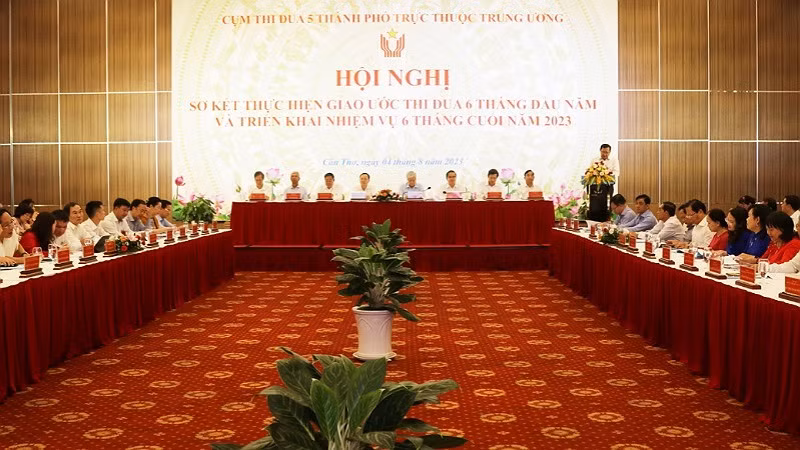 Quang cảnh hội nghị.