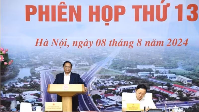 Thủ tướng Phạm Minh Chính chủ trì Phiên họp thứ 13 Ban Chỉ đạo Nhà nước các công trình, dự án quan trọng quốc gia, trọng điểm ngành giao thông vận tải. (Ảnh: TRẦN HẢI)