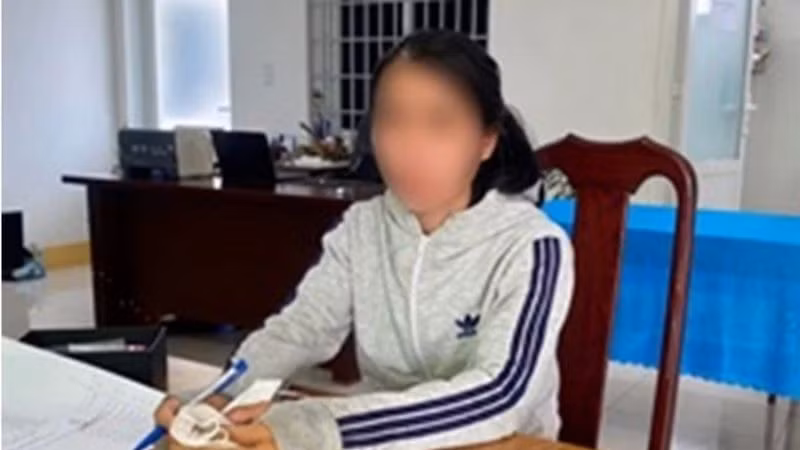 Đối tượng D.T.L. tại cơ quan Công an.