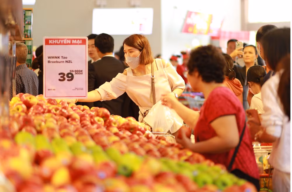 Nguồn hàng phong phú đáp ứng nhu cầu tiêu dùng của khách hàng.
