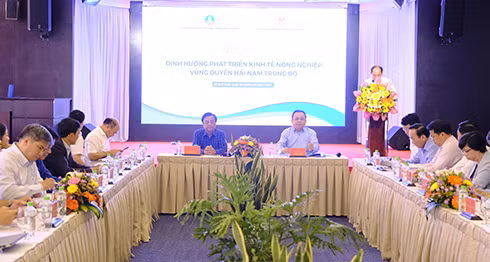 Hội nghị Ðịnh hướng phát triển kinh tế nông nghiệp vùng Duyên hải Nam Trung Bộ. (Nguồn: Báo Khánh Hòa)