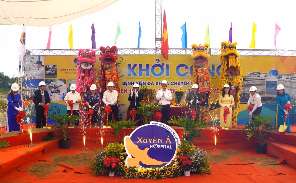 Lễ khởi công Bệnh viện đa khoa Xuyên Á-Tây Nguyên tại thị trấn Eatling, huyện Cư Jút.