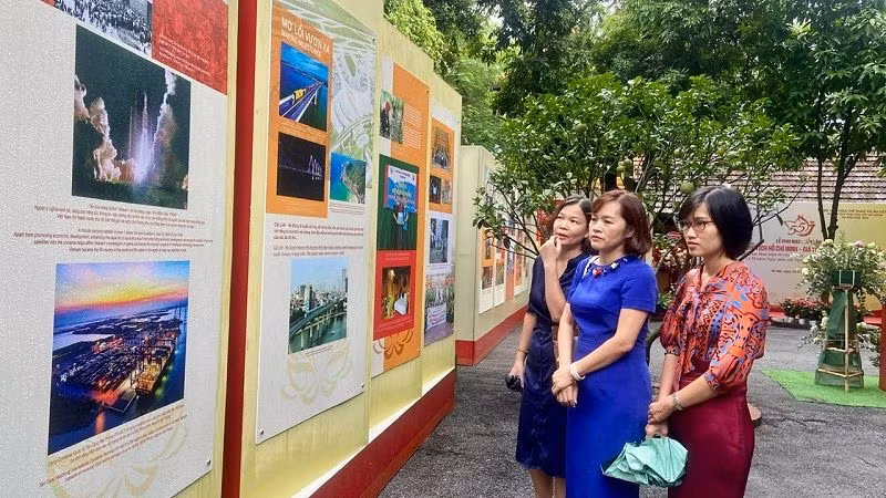 Triển lãm phục vụ khách tham quan đến ngày 30/9/2024. (Ảnh: Hà Vương) Triển lãm phục vụ khách tham quan đến ngày 30/9/2024. (Ảnh: Hà Vương)
