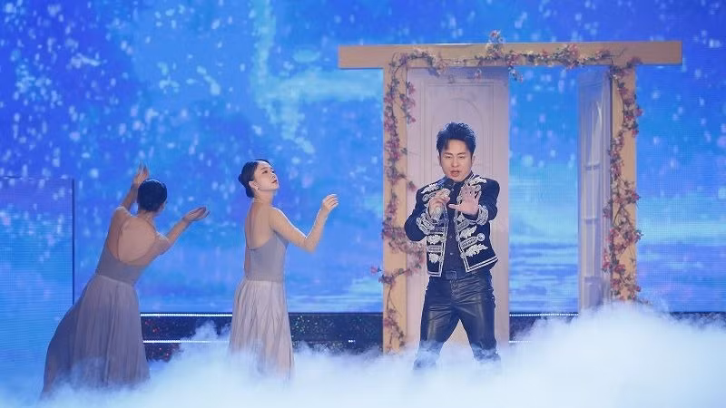 Ca sĩ Tùng Dương sẽ tham gia biểu diễn trong chương trình. (Ảnh: VTV) Ca sĩ Tùng Dương sẽ tham gia biểu diễn trong chương trình. (Ảnh: VTV)