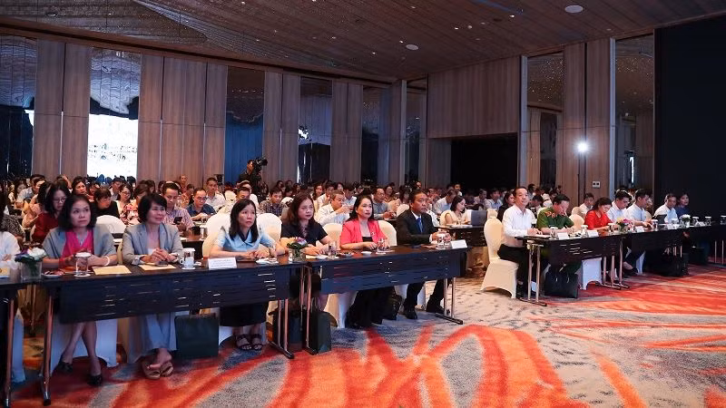 Hội thảo thu hút sự tham dự của đại diện lãnh đạo các cơ quan, đơn vị thuộc Bộ Văn hóa, Thể thao và Du lịch, các sở thông tin, truyền thông, các sở văn hóa, thể thao và du lịch trên cả nước. (Ảnh: Nam Nguyễn)
