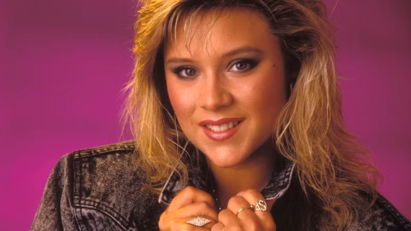 Samantha Fox là ngôi sao Disco-Pop nổi bật trong những năm 80. (Ảnh: internet)
