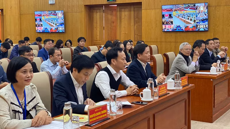 Các đại biểu dự hội nghị tại điểm cầu trung tâm.