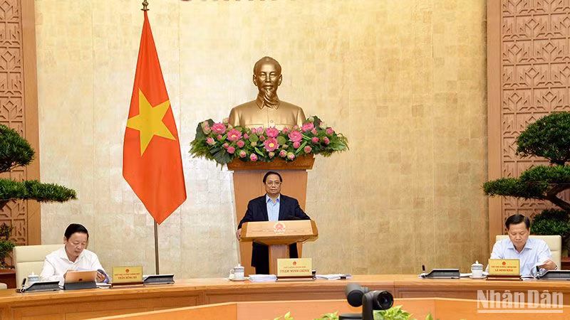 Thủ tướng Phạm Minh Chính phát biểu ý kiến khai mạc Hội nghị trực tuyến của Chính phủ với các địa phương và phiên họp Chính phủ thường kỳ tháng 6/2023.