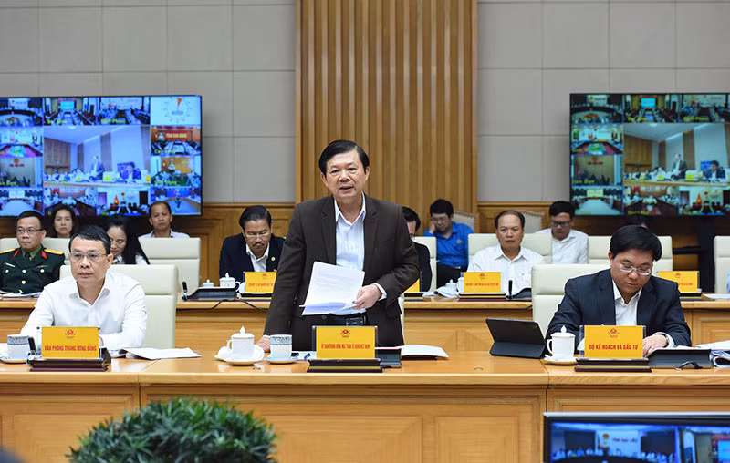 Phó Chủ tịch Ủy ban Trung ương Mặt trận Tổ quốc Việt Nam Nguyễn Hữu Dũng phát biểu.