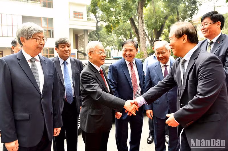 Tổng Bí thư Nguyễn Phú Trọng dự Lễ kỷ niệm 60 năm Chủ tịch Hồ Chí Minh gặp mặt đội ngũ trí thức và 40 năm Ngày thành lập Liên hiệp các hội Khoa học và Kỹ thuật Việt Nam. (Ảnh: ĐĂNG KHOA) Tổng Bí thư Nguyễn Phú Trọng dự Lễ kỷ niệm 60 năm Chủ tịch Hồ Chí Minh gặp mặt đội ngũ trí thức và 40 năm Ngày thành lập Liên hiệp các hội Khoa học và Kỹ thuật Việt Nam. (Ảnh: ĐĂNG KHOA)