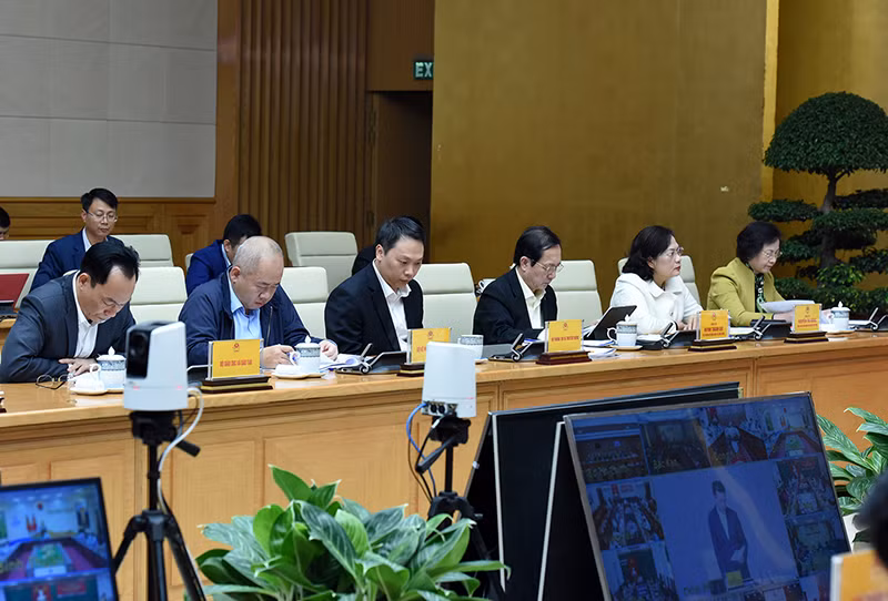 Các đại biểu tham dự phiên họp. Các đại biểu tham dự phiên họp.