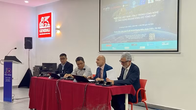 Các diễn giả tham gia Hội thảo.