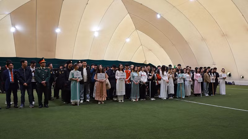 Lễ bế mạc Giải bóng đá mùa Đông năm 2024 tại Saint Petersburg. (Ảnh: Đoàn Cơ sở Saint Petersburg) Lễ bế mạc Giải bóng đá mùa Đông năm 2024 tại Saint Petersburg. (Ảnh: Đoàn Cơ sở Saint Petersburg)