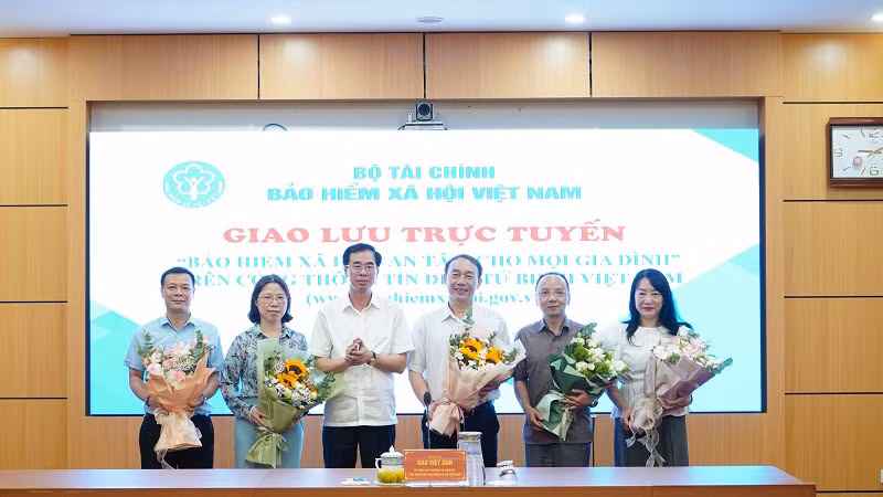 Chương trình giao lưu trực tuyến với chủ đề “Bảo hiểm xã hội - An tâm cho mọi gia đình” vừa diễn ra vào tháng 5/2025. (Ảnh VSS)