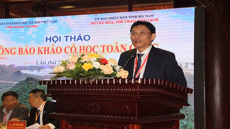 Đồng chí Nguyễn Đức Minh, Phó Chủ tịch Viện Hàn lâm Khoa học Xã hội Việt Nam phát biểu khai mạc hội thảo.