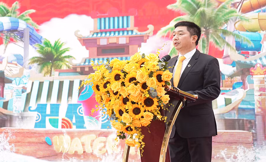 Ông Nguyễn Quang Huy, Chủ tịch Tập đoàn Sun Group vùng miền bắc phát biểu tại buổi lễ. Ông Nguyễn Quang Huy, Chủ tịch Tập đoàn Sun Group vùng miền bắc phát biểu tại buổi lễ.
