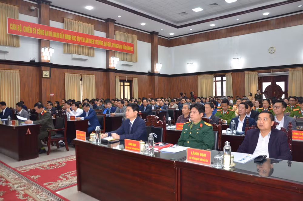 Các đại biểu dự Hội nghị.