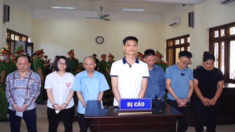 Các bị cáo tại phiên tòa. Các bị cáo tại phiên tòa.
