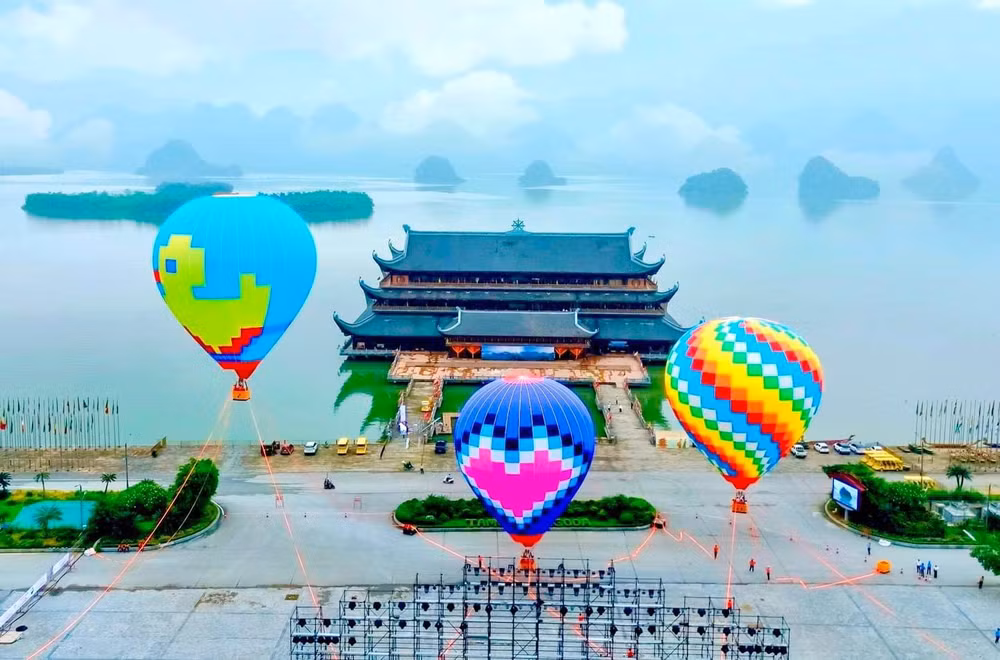 Công tác chuẩn bị cho Festival Khinh khí cầu Hà Nam 2023.