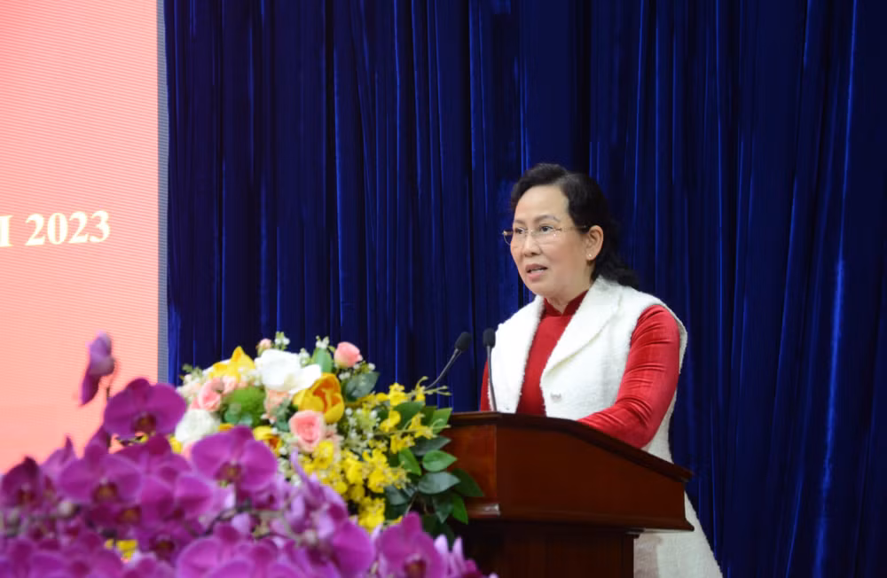 Đồng chí Bí thư Tỉnh ủy Hà Nam phát biểu kết luận hội nghị.