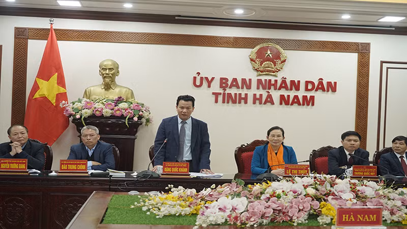 Bộ trưởng Tài nguyên và Môi trường làm việc với tỉnh Hà Nam.