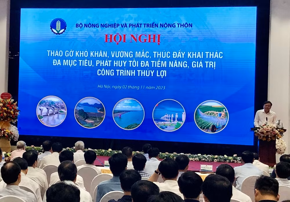 Thứ trưởng Nông nghiệp và Phát triển nông thôn Nguyễn Hoàng Hiệp phát biểu tại hội nghị.
