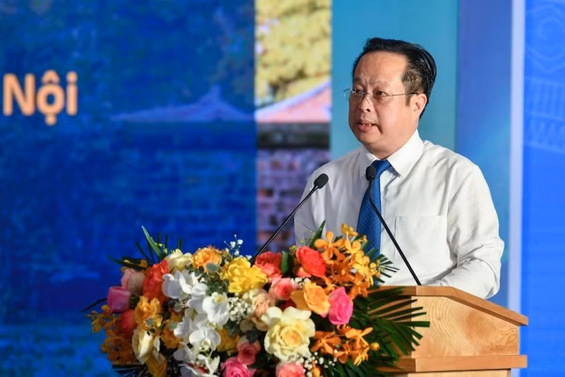 Giám đốc Sở Giáo dục và Đào tạo Hà Nội Trần Thế Cương.