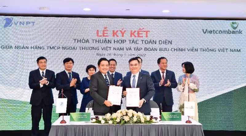VNPT đã tiên phong ứng dụng và phổ biến các công nghệ 4.0 phục vụ chuyển đổi số doanh nghiệp. VNPT đã tiên phong ứng dụng và phổ biến các công nghệ 4.0 phục vụ chuyển đổi số doanh nghiệp.